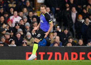 Read more about the article Harry Kane lập kỷ lục, Tottenham thắng khó Fulham