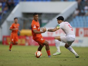 Read more about the article V.League xác định xong nhóm đua vô địch và trụ hạng